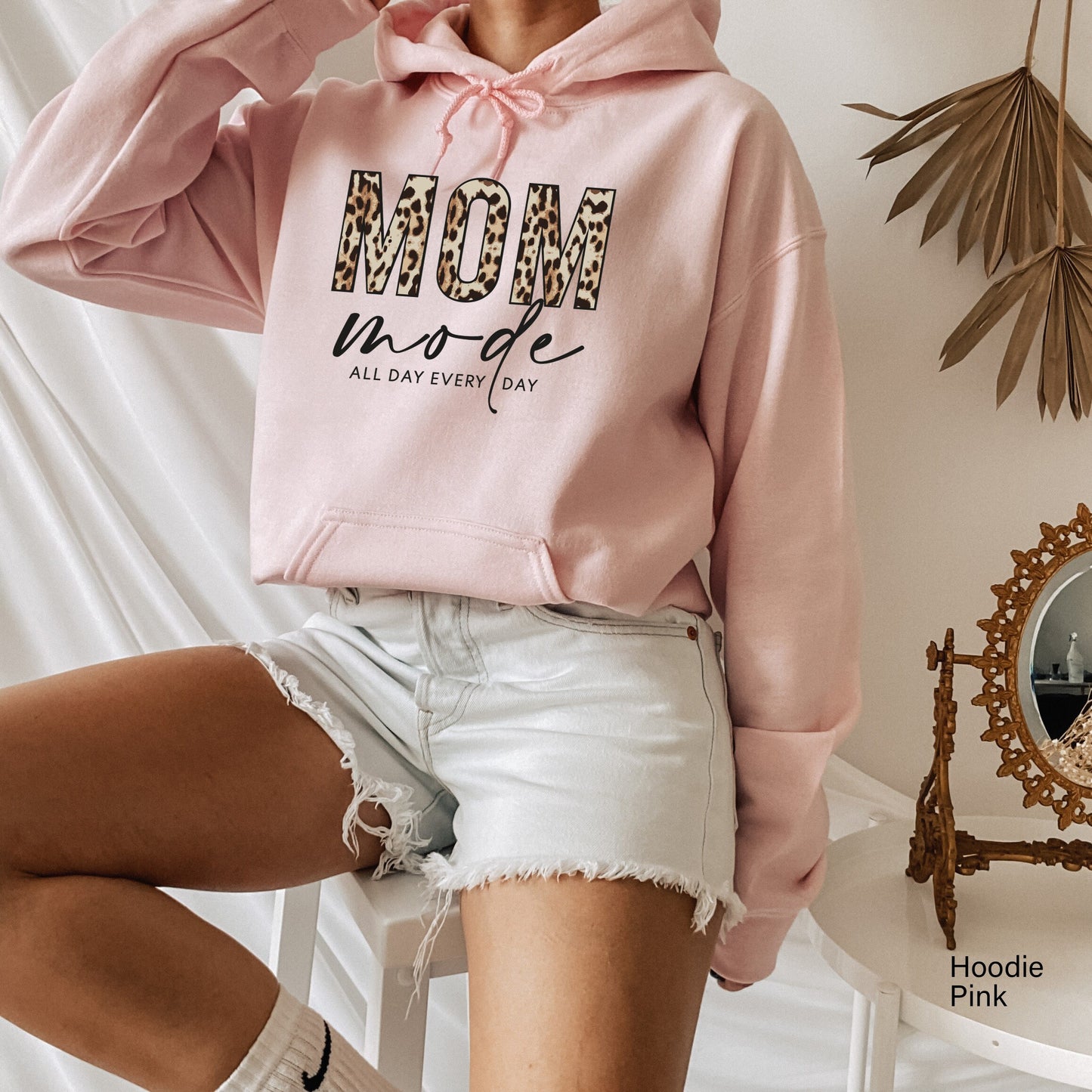 Trendy Mom Leopard Shirt,Mom Mode All Day Every Day Tshirt,Cool Mom life Sweatshirt,Mother's Day Tee,Mom Quotes T-Shirt,Gift For Mama,C6077