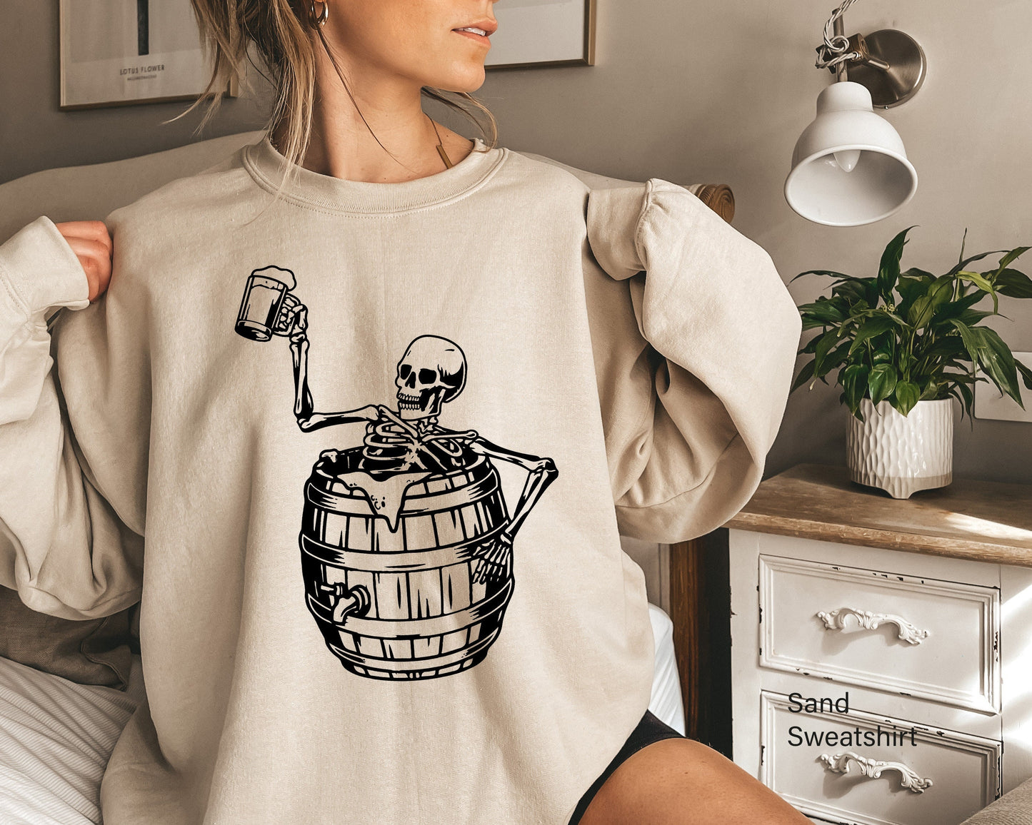 Skeleton Drinking Beer Sweathirt,Skeleton Drinking Beer Sweatshirt,Skeletons Halloween Oversized Sweatshirt,Skull Sweatshirt,Skull Tee,C6178