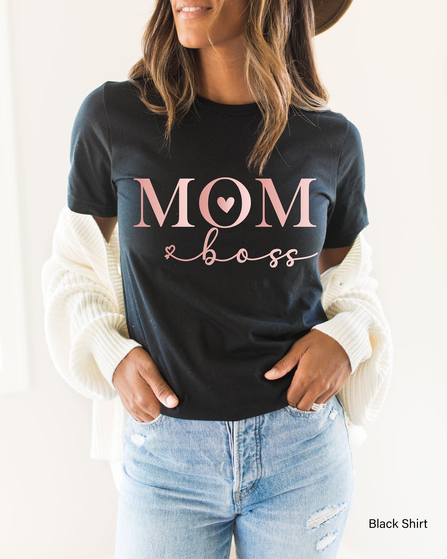 Mom Boss Shirt, Mother’s Day Gift, Boss Mama, Mom Gift, Mama Sweatshirt, Mama Shirt, Mom Shirt, Gifts for Mom, New Mom Gift, C5645