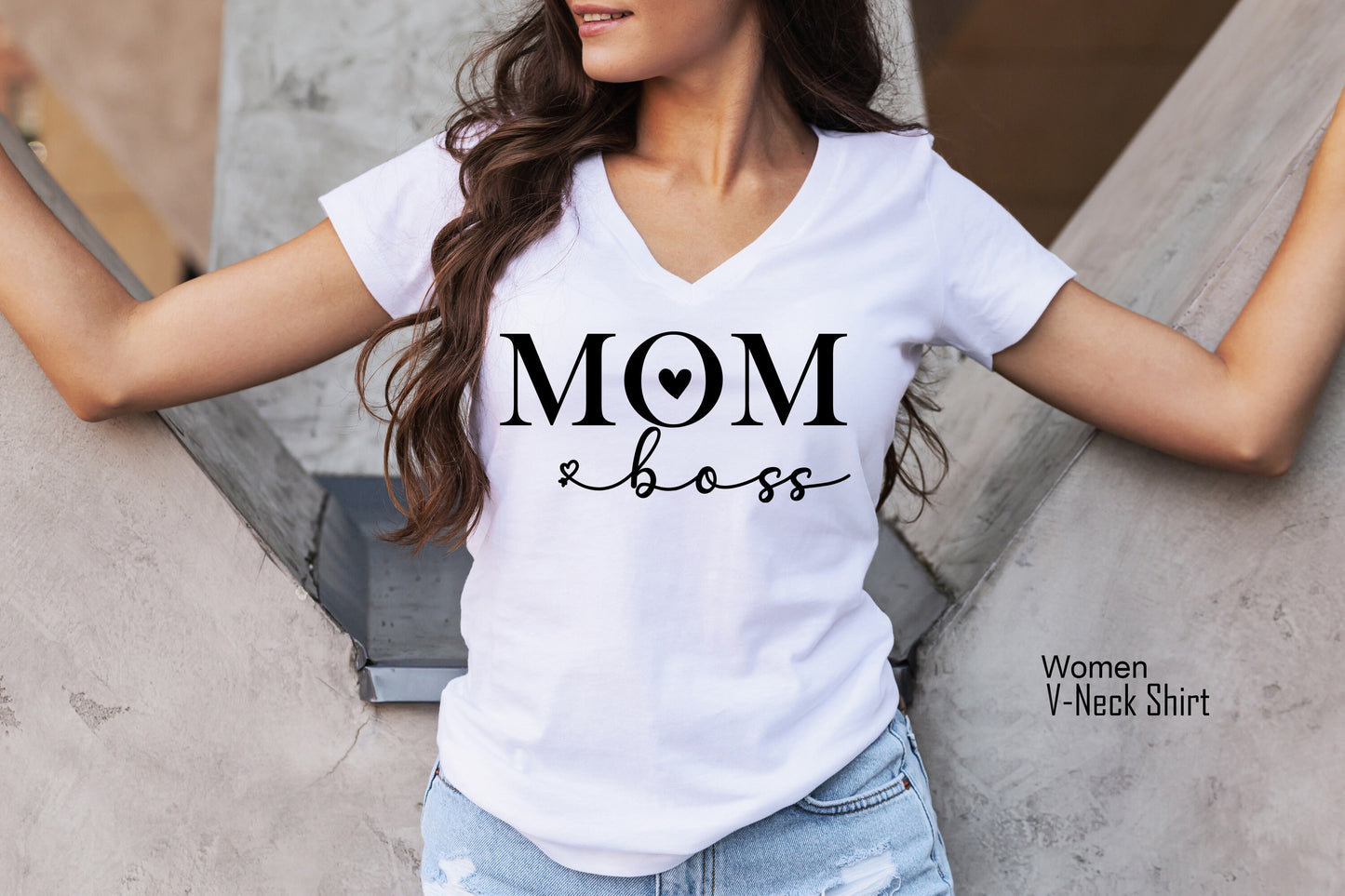 Mom Boss Shirt, Mother’s Day Gift, Boss Mama, Mom Gift, Mama Sweatshirt, Mama Shirt, Mom Shirt, Gifts for Mom, New Mom Gift, C5645