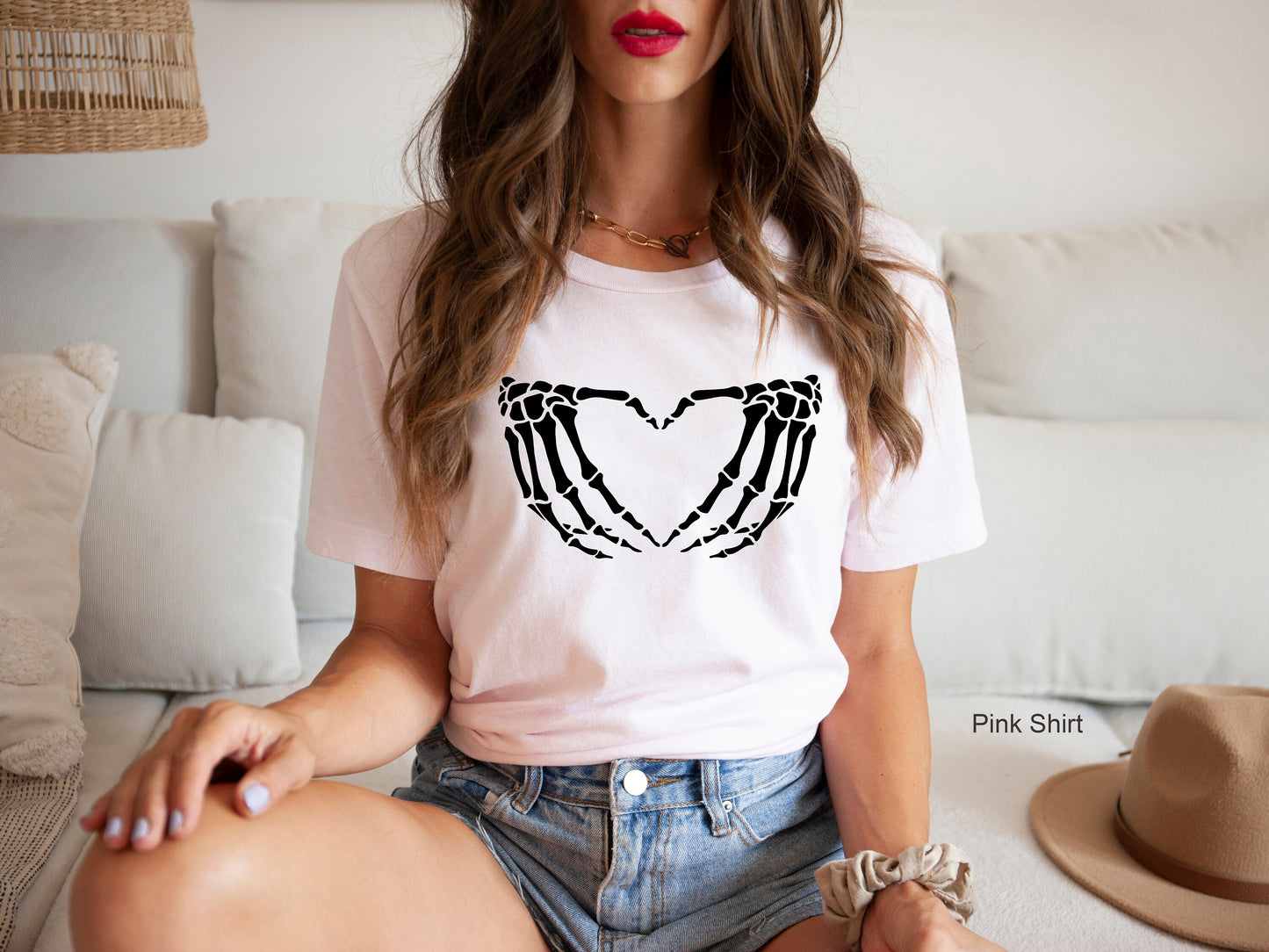 Skeleton Hand Sweathirt, Skeleton Love Hoodie, Skeletons Oversized Sweatshirt,Hand Hoodie, Skeleton Hand Shirt,Love Shirt,,Skull Tee,C6382