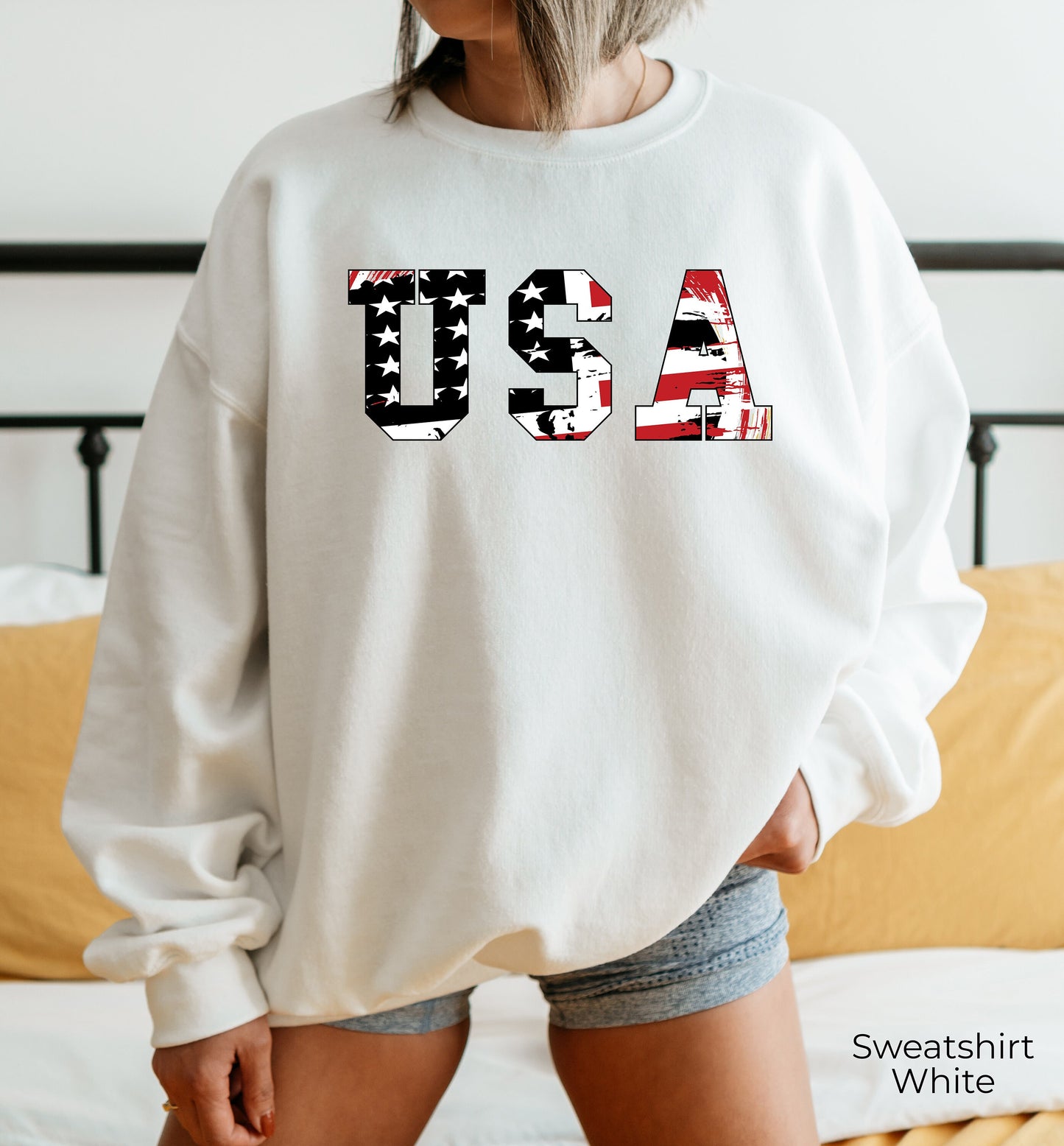 USA Flag Sweatshirt, USA Crewneck Sweatshirt, USA Sweatshirt, America Sweatshirt, Patriot Shirt, 4th of July Gift, C6828
