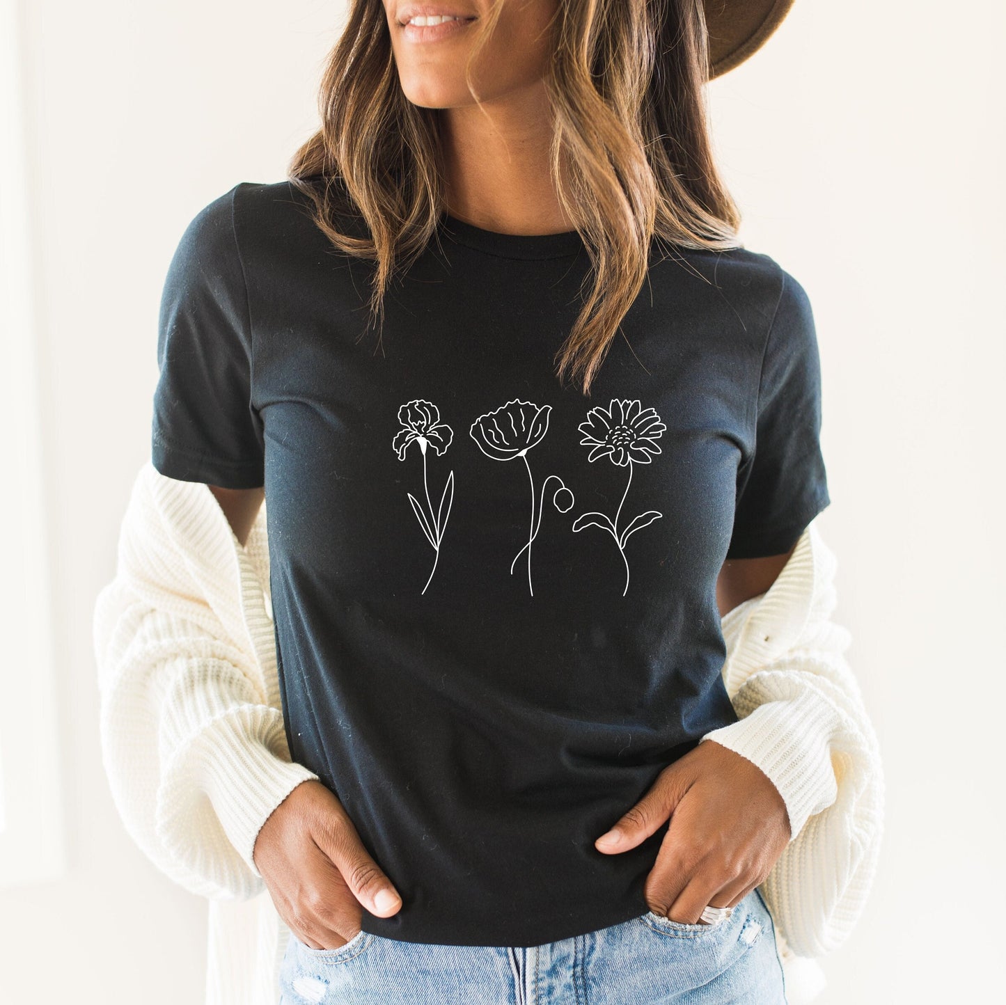 Custom Birth Month Flower Sweatshirt, Birthday Flower Shirt, Birth Month Flower Shirt, Customized Birthday Month Shirt, Gift for Mom  C5729