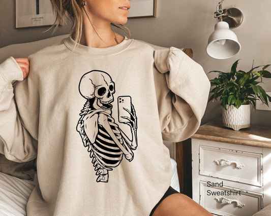 Skeleton Selfie Sweatshirt, Selfie Sweatshirt, Skeleton Hoodie, Halloween Skeleton T-Shirt, Skeleton Hand Halloween, Halloween Gift, C6641